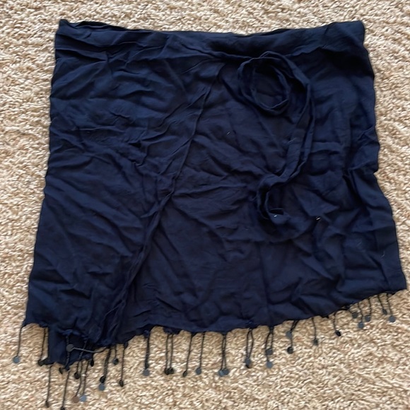 Wrap around bottom bikini coverup made in the Dominican Republic. - Picture 1 of 2